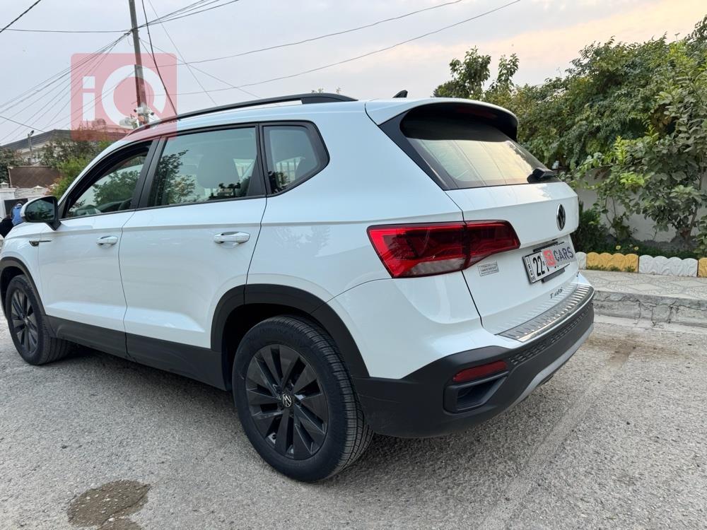 فولكسفاغن تاوس